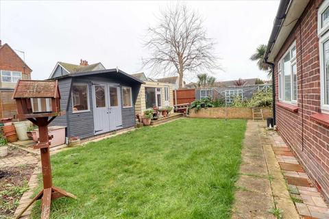 2 bedroom bungalow for sale, Clacton on Sea CO15