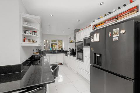 undefined, Minchenden Crescent, London, N14