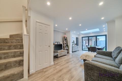 3 bedroom end of terrace house for sale, Warwick Deeping, Ottershaw, Surrey, KT16