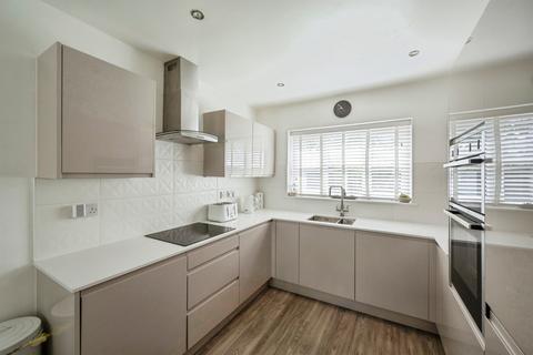 4 bedroom semi-detached house for sale, The Woodlands, Bolton-Upon-Dearne, Rotherham