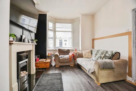 2 bedroom terraced house for sale, Vicarage Avenue, Stockton-On-Tees