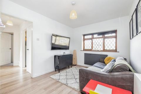 1 bedroom flat for sale, Queens Road, Watford