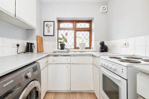 1 bedroom flat for sale, Queens Road, Watford