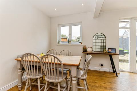 3 bedroom semi-detached house for sale, Lincoln Road, Stamford