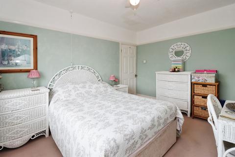 3 bedroom end of terrace house for sale, Kingsway, St. George, Bristol