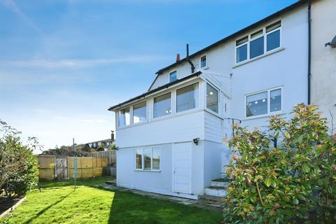 4 bedroom chalet for sale, Hillcrest Road, Newhaven