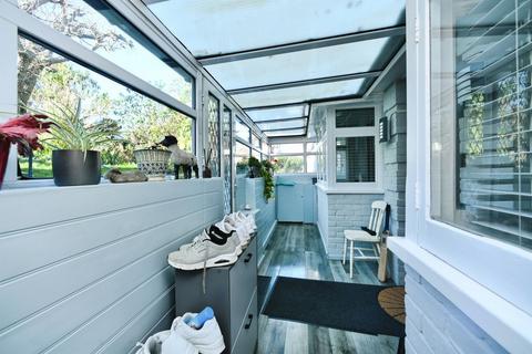 4 bedroom chalet for sale, Hillcrest Road, Newhaven