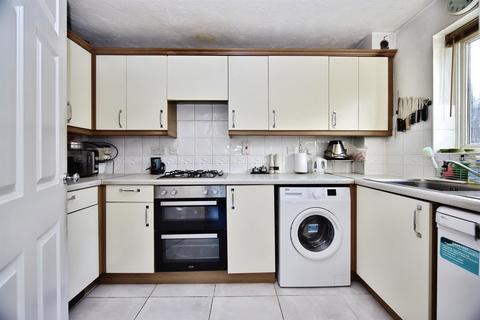 2 bedroom apartment for sale, Bodiam Court, Maidstone