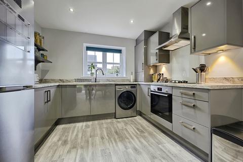 3 bedroom semi-detached house for sale, Creek View, Wheatley, Halifax