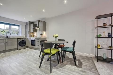 3 bedroom semi-detached house for sale, Creek View, Wheatley, Halifax