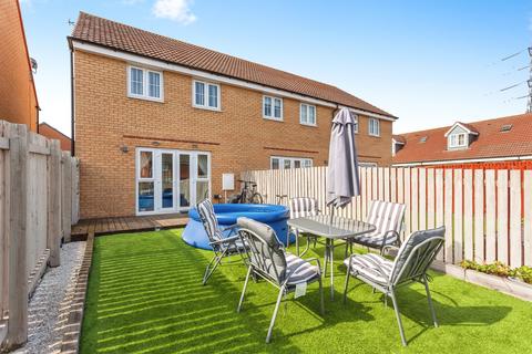 undefined, Clay Close, Wakefield