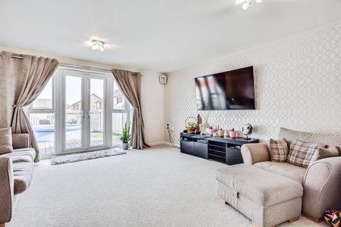 undefined, Clay Close, Wakefield