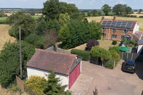 4 bedroom detached house for sale, London Road, Stretton On Dunsmore, Rugby