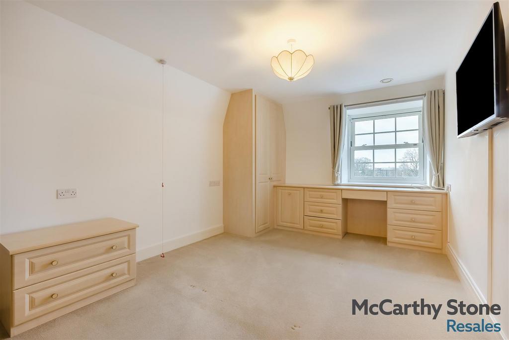 8676436-interior09.jpg