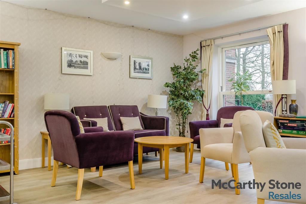 8676436-interior20.jpg