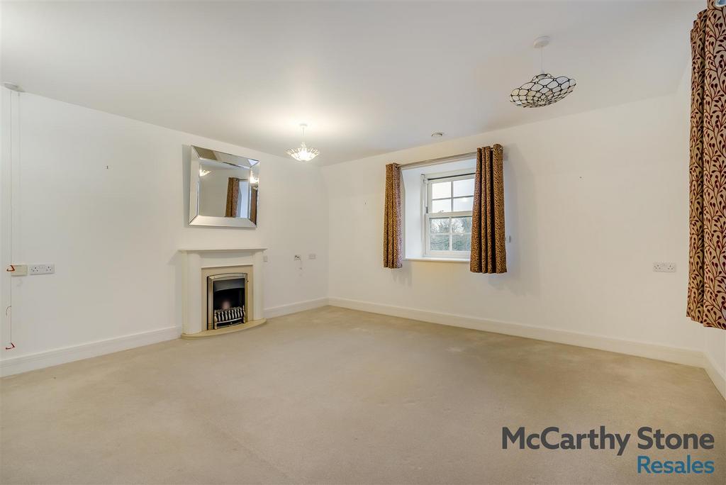 8676436-interior05.jpg