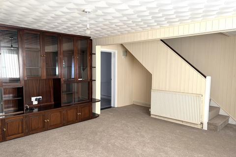 2 bedroom end of terrace house to rent, Yateley Close, Havant, PO9