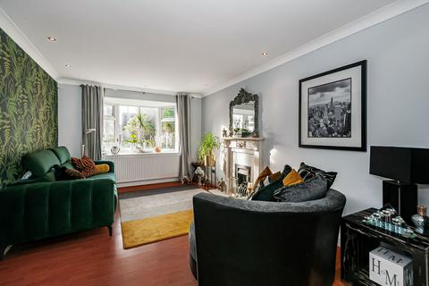 3 bedroom detached house for sale, Berkeley Drive, Hull HU12