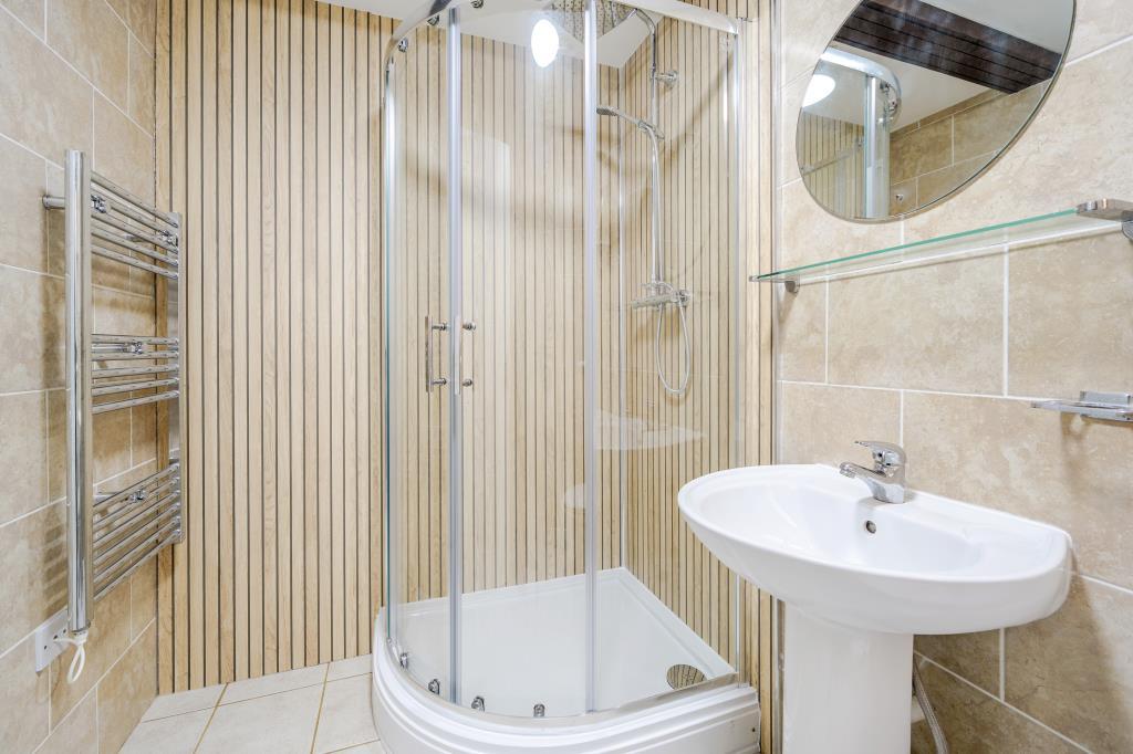 Shower room 1 2