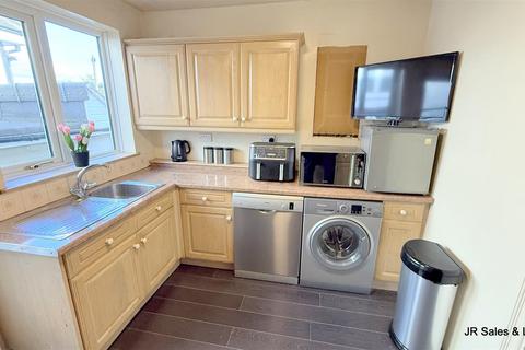 undefined, Burleigh Way, Cuffley