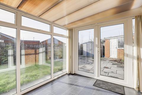 2 bedroom detached bungalow for sale, Castleton Close, Nottingham NG15