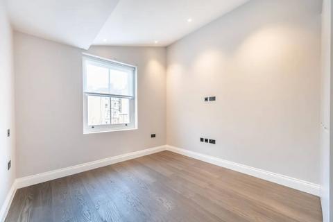 3 bedroom house to rent, Clifton Road, London W9