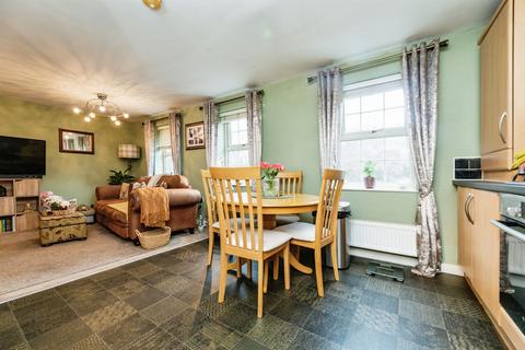 2 bedroom apartment for sale, Barberry Court, Barnsley