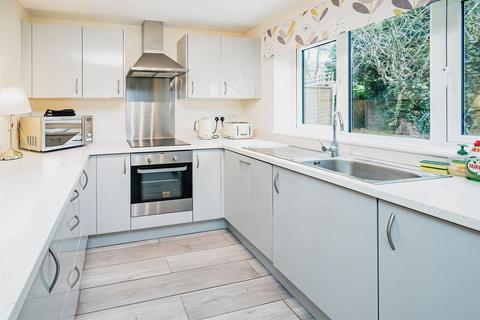 undefined, Lowestoft Drive, Slough