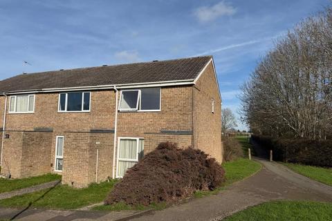 2 bedroom end of terrace house to rent, Larksfield, Covingham, Swindon
