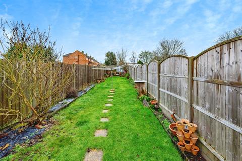 2 bedroom semi-detached house for sale, Wood Crescent, Hemel Hempstead
