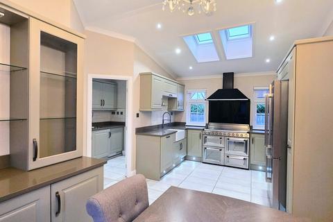 2 bedroom park home for sale, Luxury Residential PARK HOME - Appleacre Park, Fowlmere, Cambs
