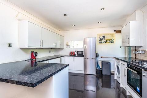 undefined, Simons Walk, Egham TW20