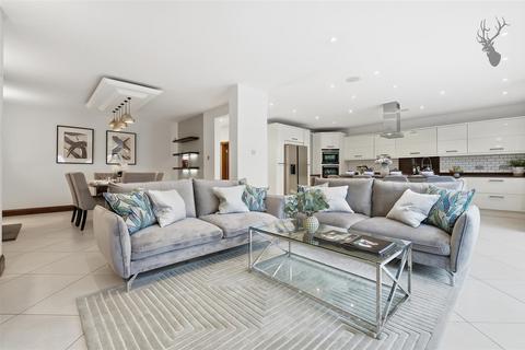 4 bedroom house for sale, The Glade, Woodford Green IG8