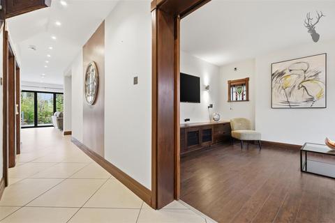 4 bedroom house for sale, The Glade, Woodford Green IG8