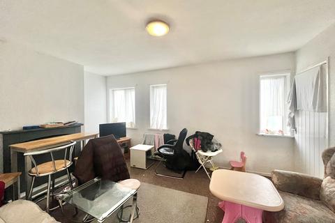 2 bedroom house to rent, Archway Avenue, PLYMOUTH