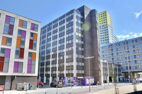 1 bedroom apartment for sale, Isambard Brunel Road, Portsmouth, Hampshire, PO1 2RX
