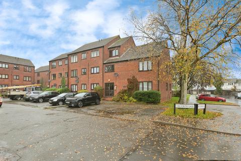 2 bedroom ground floor flat for sale, Chilworth Gate, Broxbourne