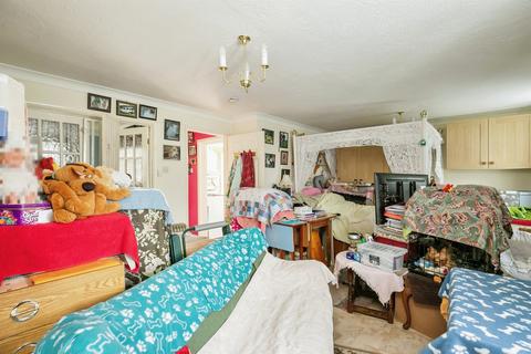 3 bedroom detached bungalow for sale, Oaklea Close, St. Leonards-On-Sea