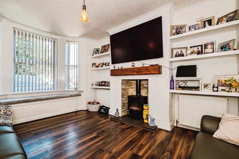 4 bedroom semi-detached house for sale, Penhill Road, Lancing