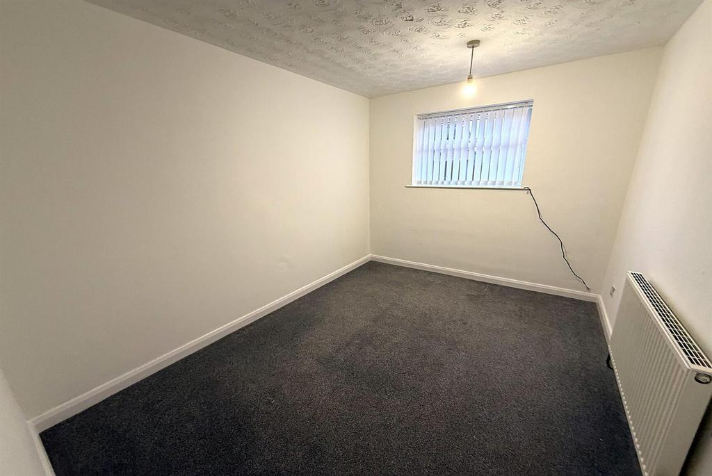 Bedroom 1 2nd.jpg