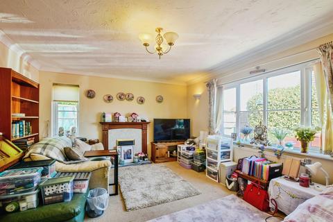 3 bedroom detached bungalow for sale, Laceys Drive, Leverton, Boston