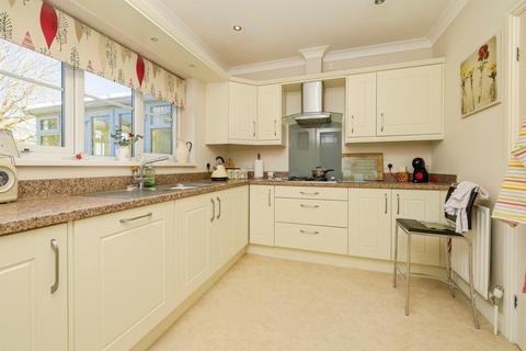 3 bedroom detached bungalow for sale, The Alders, Scothern, Lincoln