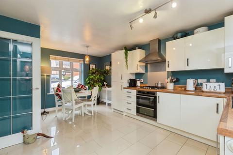 undefined, Chaundler Drive, Aylesbury