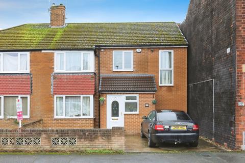4 bedroom semi-detached house for sale, Shelley Street, Worksop