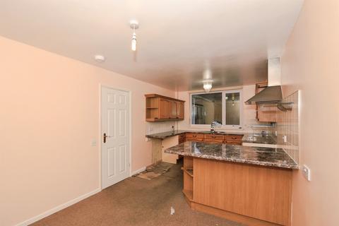3 bedroom end of terrace house for sale, Hetley, Orton Goldhay, Peterborough
