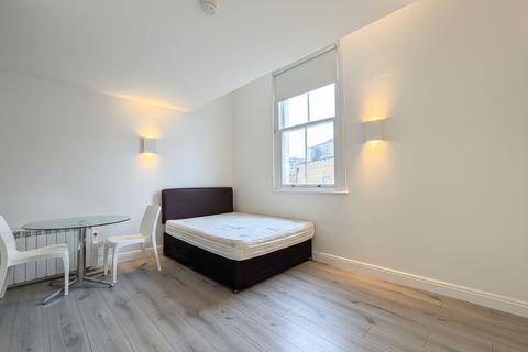 Studio to rent, Buckingham Place, St. Annes House, BN1