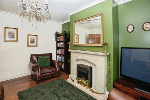 3 bedroom detached house for sale, Bickerstaffe Close, Oldham OL2