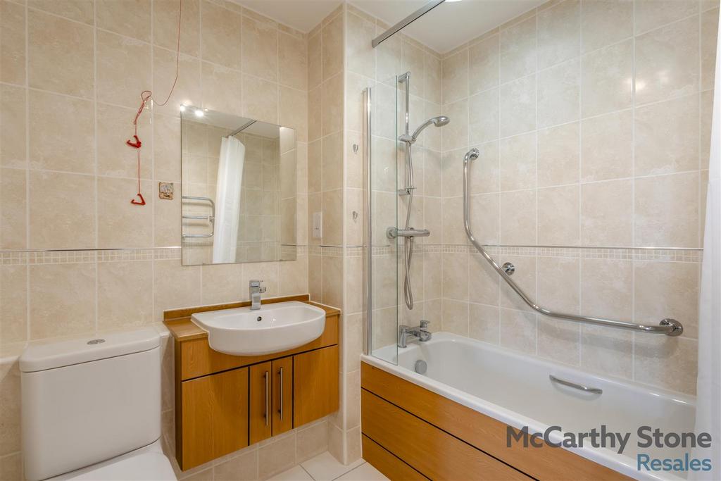 8679179-interior04.jpg