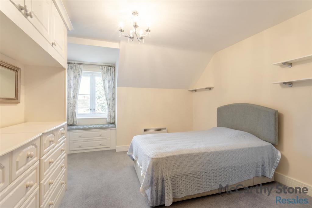 8679179-interior02.jpg