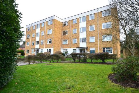 2 bedroom apartment for sale, The Cloisters, Frimley, GU16